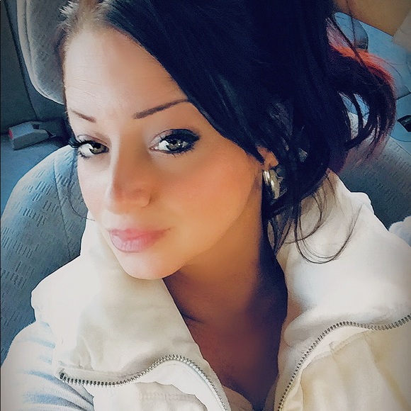 Meet your Posher, Billie - Picture 1 of 1